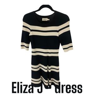 Eliza J sweater dress 3/4 sleeve .  (Note small stain in pics)